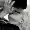 Madonna et Amanda Cazalet dans "Justify My Love", clip signé Jean-Baptiste Mondino en 1990.