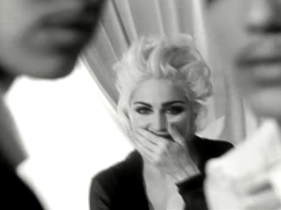 Madonna dans "Justify My Love", clip signé Jean-Baptiste Mondino en 1990.