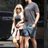 Exclusif - Khloe Kardashian et son compagnon Tristan Thompson sont allés déjeuner en amoureux au restaurant JOEY à Woodland Hills, le 16 juillet 2018