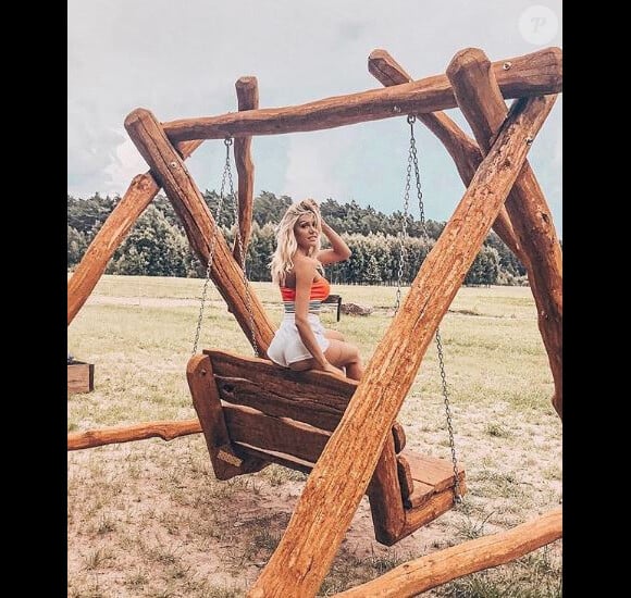 Gerda, la nouvelle petite amie d'Adrien Laurent, sexy à Siluva - Instagram, 12 juillet 2018