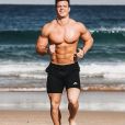 adrien laurent en couple sa nouvelle petite amie est une bombe purepeople
