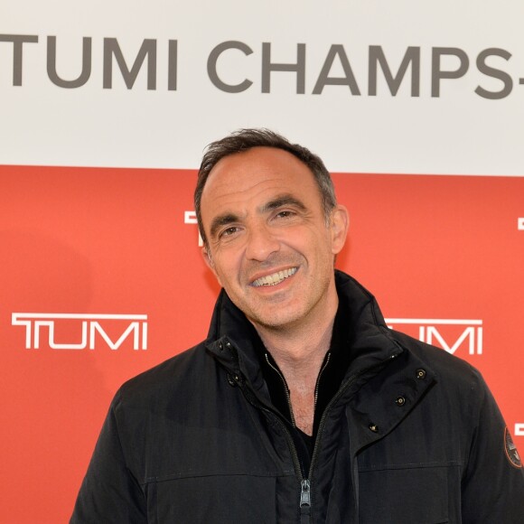 Nikos Aliagas - Inauguration d'une nouvelle boutique de maroquinerie "Tumi" au 63 avenue des Champs-Elysées à Paris le 22 mars 2018. © Veeren/Bestimag