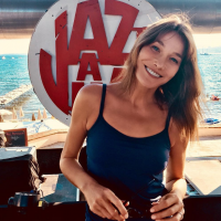 Carla Bruni en tournée : Son rêve pour Giulia et Aurélien...