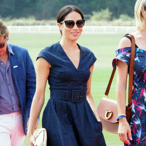 Meghan Markle, la Duchesse de Sussex arrive à la Royal Berkshire Polo Cup où le Duc participe aujourd'hui à la Coupe ISP Hanz de Sentebale à Windsor au Royaume-Uni, le 26 juillet 2018.