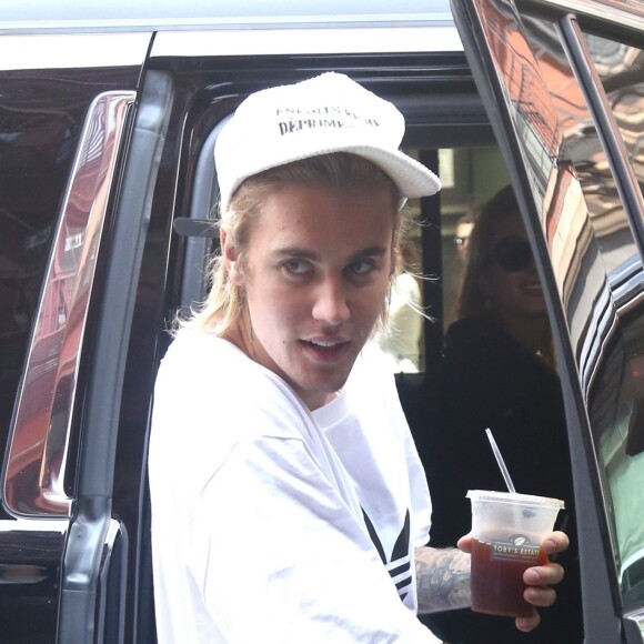 Justin Bieber et sa fiancé Hailey Baldwin en pleine séance de shopping à New York Le 27 juillet 2018