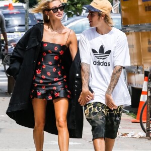 Justin Bieber et sa fiancée Hailey Baldwin se promènent en amoureux dans les rues de New York. Le 27 juillet 2018