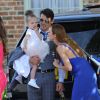 Una Healy, son mari Ben Foden et leur fille Aoife Belle - People arrivant au mariage de Frankie Sandford (The Saturdays) et Wayne Bridge à Woburn. Le 19 juillet 2014