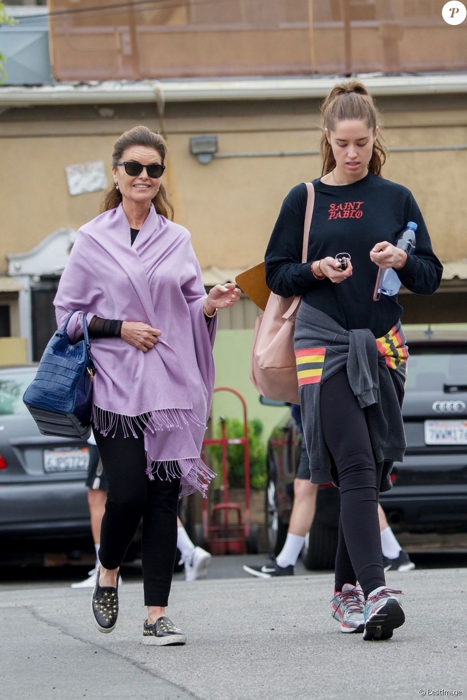 Exclusif - Maria Shriver est allée déjeuner avec ses filles Katherine