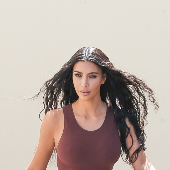 Exclusif - Kim Kardashian à la sortie d'un studio d'enregistrement à Calabasas, le 24 juillet 2018
