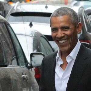 Barack Obama à la sortie du restaurant Upland à New York. Le 10 mars 2017