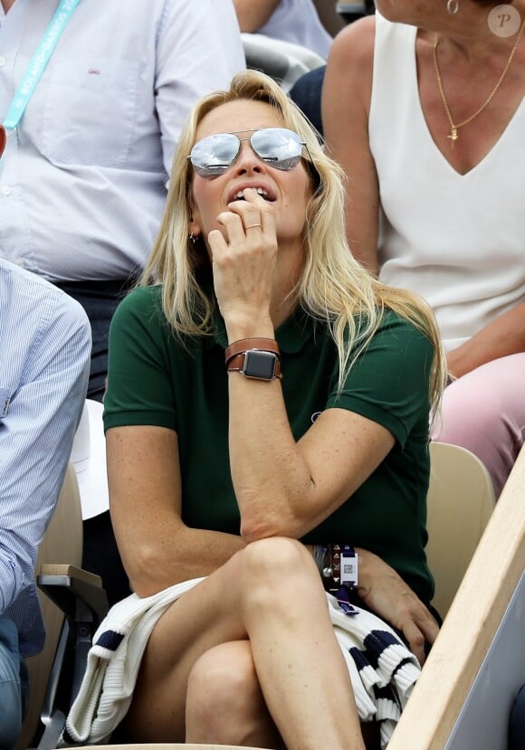 Estelle Lefébure dans les tribunes des internationaux de Roland Garros - jour 5 - à Paris, France, le 31 mai 2018. © Cyril Moreau - Dominique Jacovides/Bestimage
