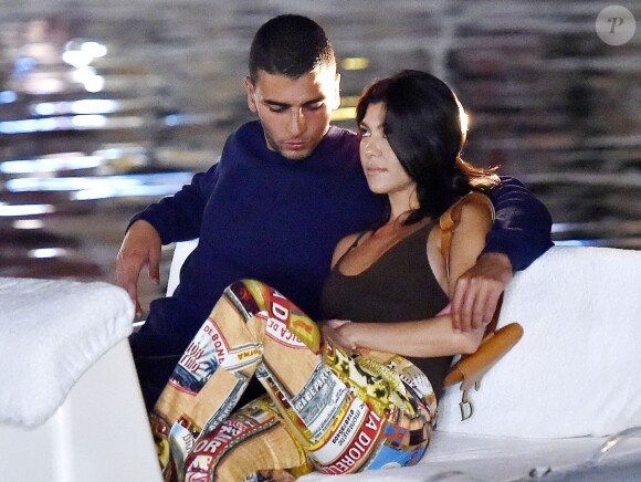 Exclusif - Kourtney Kardashian et son compagnon Younes Bendjima ont été aperçus en train de prendre du bon temps sur le port de Portofino en Italie, le 3 juillet 2018.