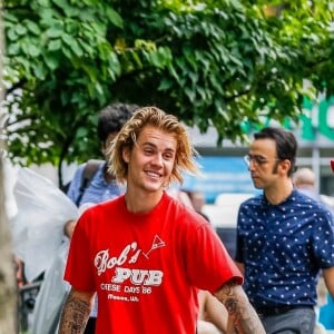 Exclusif - Justin Bieber et sa fiancée Hailey Baldwin se promène à New York le 3 août 2018.