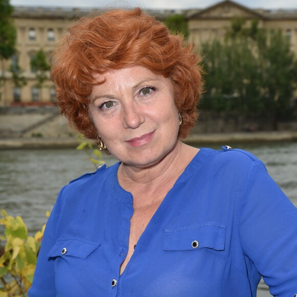 Exclusif - Véronique Genest - Soirée "Fête des fictions de France 3" à la péniche La Balle au Bond au port des Saints-Pères à Paris, le 4 juillet 2016. © Lionel Urman/Bestimage