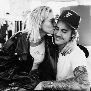 Hailey Baldwin et son fiancé Justin Bieber. Juillet 2018.