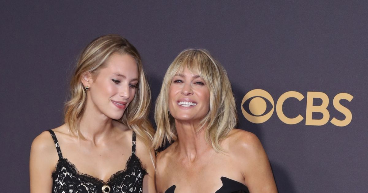 Dylan Frances Penn et sa mère Robin Wright - 69ème cérémonie des Emmy