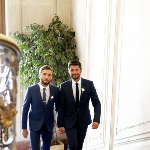 Exclusif - Mariage civil de Christophe Beaugrand et de Ghislain Gerin à Paris le 25 juillet 2018. © Dominique Jacovides/Bestimage