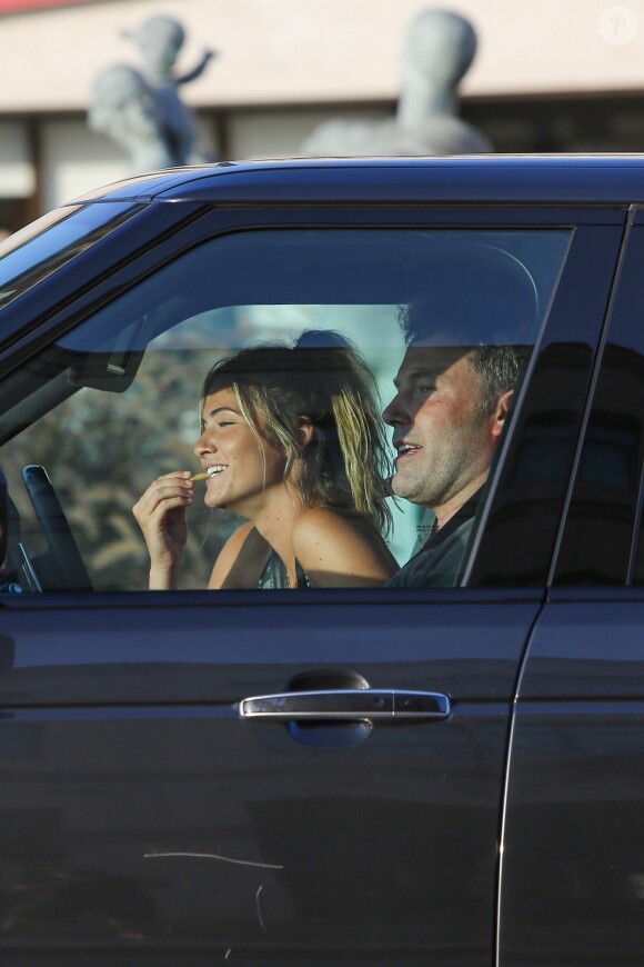 Ben Affleck et sa supposée petite amie Shauna Sexton sont allés acheter de la nourriture à emporter chez Jack in the Box à Los Angeles, le 19 août 2018