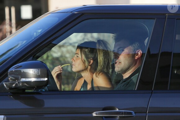 Ben Affleck et sa supposée petite amie Shauna Sexton sont allés acheter de la nourriture à emporter chez Jack in the Box à Los Angeles, le 19 août 2018