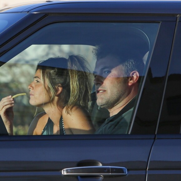 Ben Affleck et sa supposée petite amie Shauna Sexton sont allés acheter de la nourriture à emporter chez Jack in the Box à Los Angeles, le 19 août 2018