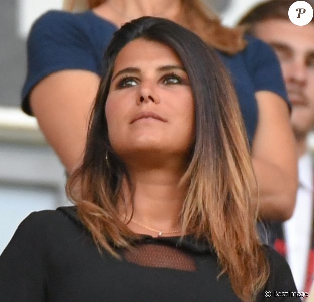 Sortie officielle de Karine Ferri dans les tribunes du stade Allianz Riviera pour venir voir son compagnon Yoann Gourcuff, Lilian Thuram et son fils Kephreen lors du match de football de ligue 1, OGC Nice contre Dijon Football Côte-d'Or à Nice, France, le 25 août 2018. Dijon a gagné 4-0. © Lionel Urman/Bestimage