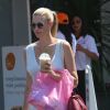Exclusif - Paige Butcher est allée faire des courses avec sa fille Izzy Murphy à Beverly Hills, le 1er août 2018