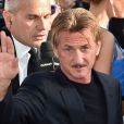 Sean Penn à la montée des marches du film "The Last Face" lors du 69ème Festival International du Film de Cannes le 20 mai 2016