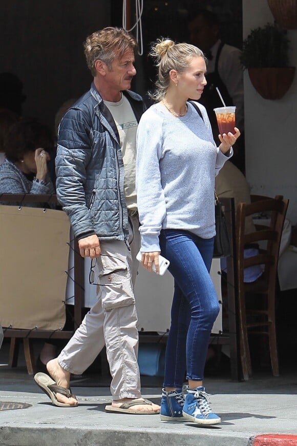 Exclusif - Sean Penn et sa fille Dylan Frances Penn sont allés déjeuner à Beverly Hills, le 5 juin 2018