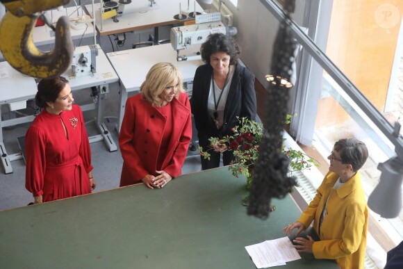 Brigitte Macron et la princesse Mary de Danemark lors de leur visite à l'Académie royale danoise des beaux-arts (Ecole de design) à Copenhague le 28 août 2018 dans le cadre de la visite d'Etat du couple présidentiel français au Danemark. © Dominique Jacovides / Bestimage