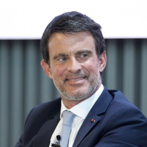 Manuel Valls participe à une conférence sur "le futur de l'Europe, France et Espagne et la mondialisation" à l'université de Madrid le 19 avril 2018