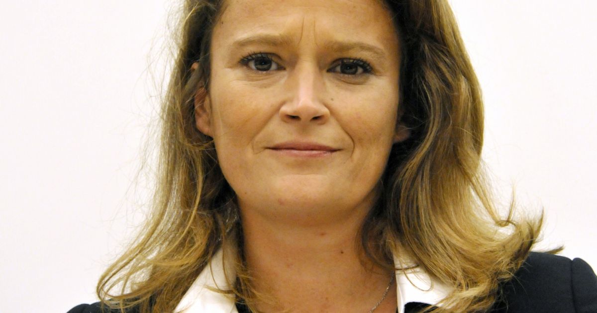Olivia Gregoire lors d'une conférence de presse organisée par En Marche