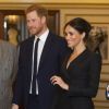 Le prince Harry, duc de Sussex et Meghan Markle, duchesse de Sussex, assistent à la comédie musicale "Hamilton" au théâtre Victoria Palace à Londres le 29 août 2018.