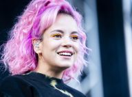 Lily Allen balance sur la vie sexuelle d'un chanteur : "Je l'ai surpris au lit"