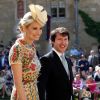 James Blunt et Sofia Wellesley (boucles d'oreilles Cartier) - Les invités arrivent à la chapelle St. George pour le mariage du prince Harry et de Meghan Markle au château de Windsor, Royaume Uni, le 19 mai 2018.