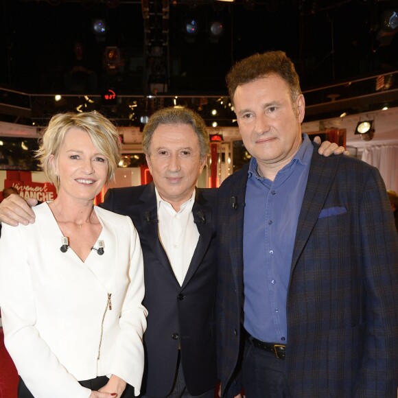 Sophie Davant, Michel Drucker et Pierre Sled - Enregistrement de l'émission Vivement Dimanche à Paris le 1er avril 2015.