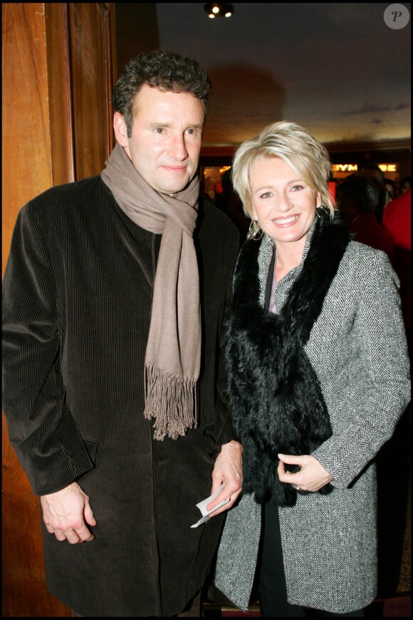 Sophie Davant et Pierre Sled à un spectacle de Muriel Robin, le 20 janvier 2005.