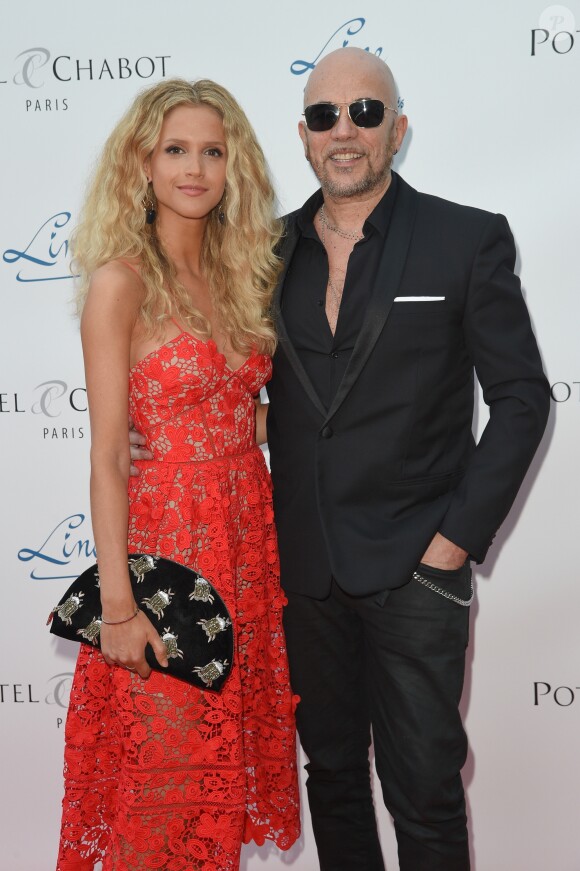 Pascal Obispo et sa femme Julie Hantson - Soirée du 90e anniversaire de Line Renaud sur le Bateau Potel et Chabot "Pavillon Seine" à Paris le 2 juillet 2018. © Coadic Guirec/Bestimage