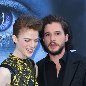 Rose Leslie et son mari Kit Harrington à la première de la saison 7 de "Game of Thrones" au Disney Concert Hall à Los Angeles, le 12 juillet 2017 © Chris Delmas/Bestimage