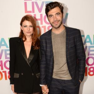 Elodie Frégé et son compagnon Gian Marco Tavani - Photocall du "Etam Live Show 2018" aux Beaux-Arts à Paris, le 25 septembre 2018. © Rachid Bellak/Bestimage