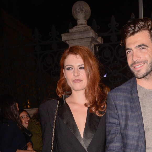Elodie Frégé et son compagnon Gian Marco Tavani lors du "Etam Live Show 2018" aux Beaux-Arts à Paris, le 25 septembre 2018.