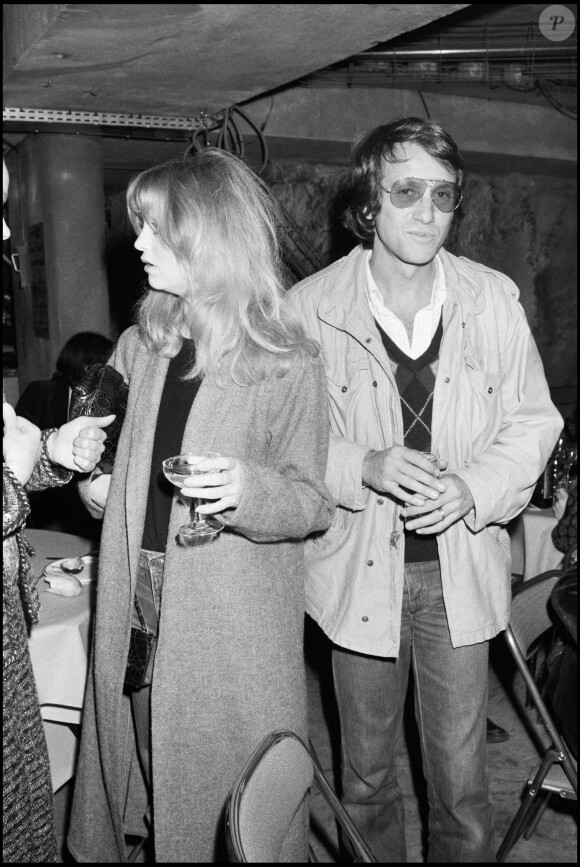 Yves Rénier et Goldie Hawn à Paris, le 17 mars 1980.