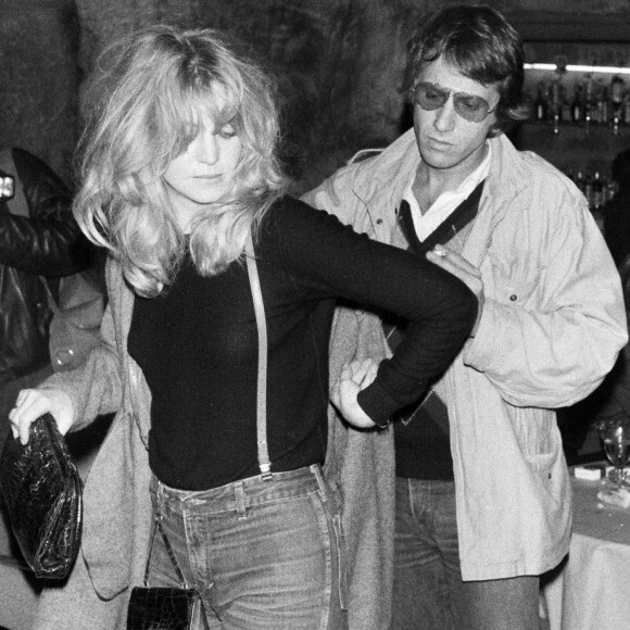 Yves Rénier et Goldie Hawn à Paris, le 17 mars 1980.