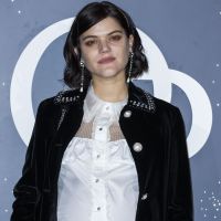 Soko enceinte : Ventre très arrondi pour une soirée magique à l'Opéra