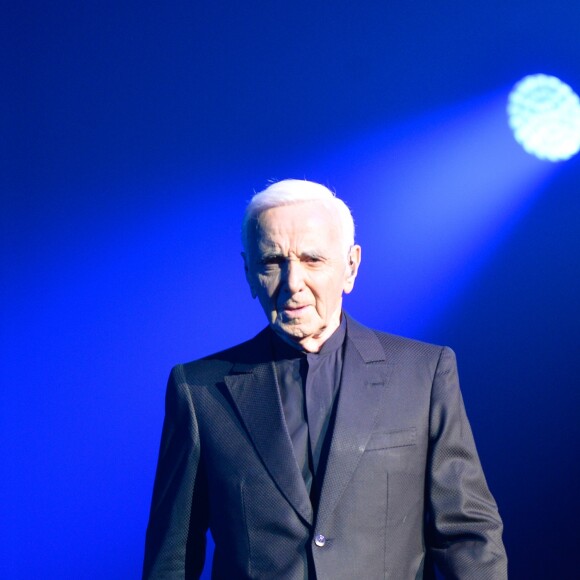 Charles Aznavour en concert au Palais des Sports à Paris, le 21 décembre 2016. © Guirec Coadic/Bestimage