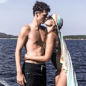 Benjamin Pavard adresse une jolie déclaration d'amour à Rachel Legrain-Trapani à l'occasion de l'anniversaire de l'ancienne Miss France le 31 août 2018.