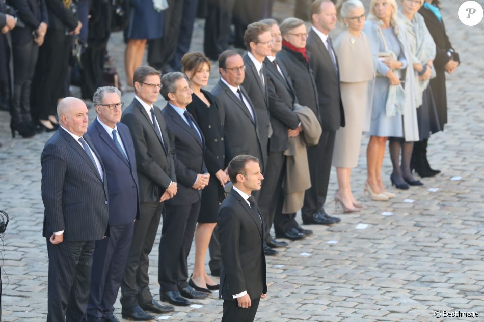 Nicolas Sarkozy Et Carla Bruni Sarkozy Francois Hollande Emmanuel Macron Arrivees A L Hommage National A Charles Aznavour A L Hotel Des Invalides A Paris L Purepeople