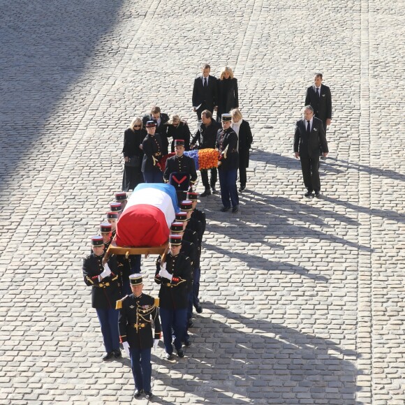 Seda Aznavour (Fille de Charles Aznavour), Ulla Aznavour et ses enfants Nicolas, Mischa et Katia, Emmanuel et Brigitte Macron - Arrivées à l'hommage national à Charles Aznavour à l'Hôtel des Invalides à Paris. Le 5 octobre 2018 © Jacovides-Moreau / Bestimage