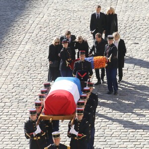 Seda Aznavour (Fille de Charles Aznavour), Ulla Aznavour et ses enfants Nicolas, Mischa et Katia, Emmanuel et Brigitte Macron - Arrivées à l'hommage national à Charles Aznavour à l'Hôtel des Invalides à Paris. Le 5 octobre 2018 © Jacovides-Moreau / Bestimage