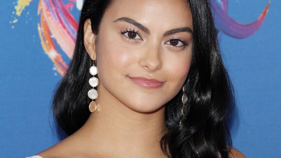 Camila Mendes (Riverdale) est en couple avec une autre star de la série !