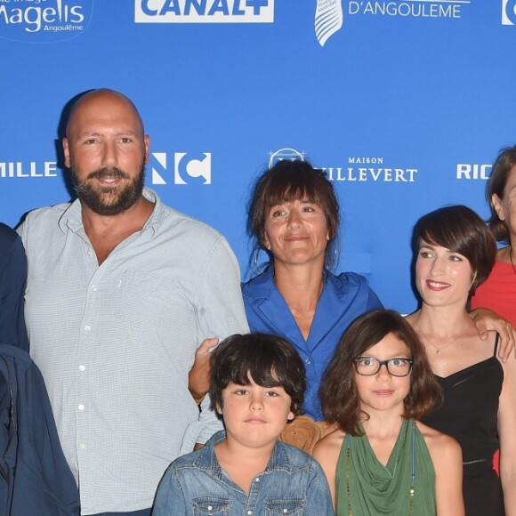 Philippe Rebbot, son père Roland Rebbot, son frère Nicolas Rebbot, son ex compagne Romane Bohringer, leur enfants Rose et Raoul lors de la clôture de la 11ème édition du festival du Film Francophone d'Angoulême, France, le 26 août 2018. © Coadic Guirec/Bestimage